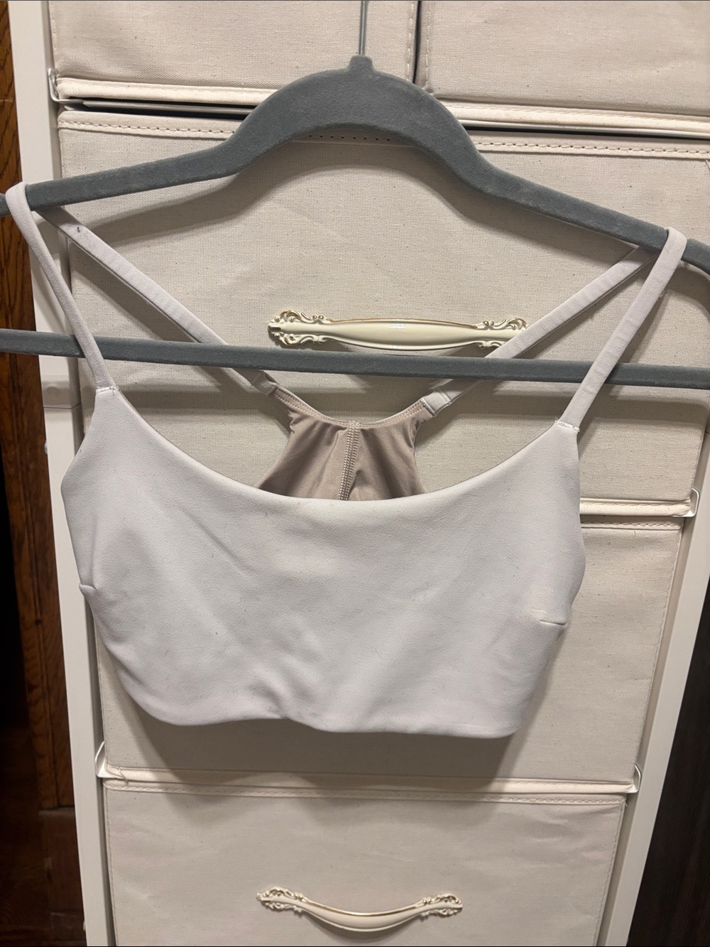 Women’s White Lululemon Sports Bra